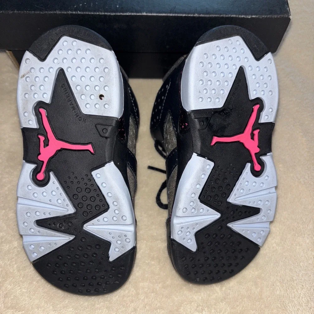 Jordon 6 Retro GT Black‎ Pink Logo SZ 7C